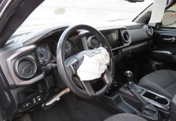 2017 Toyota Tacoma - Thumbnail 21