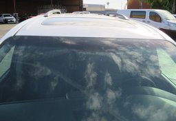 2017 Toyota Sienna - Thumbnail 16