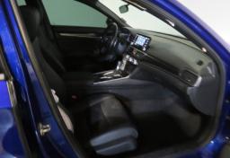 2020 Honda Accord - Thumbnail 24