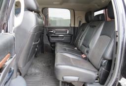 2016 Ram 3500 - Thumbnail 32