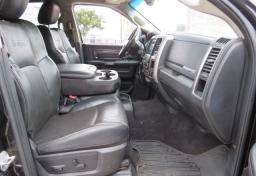 2016 Ram 3500 - Thumbnail 27