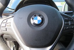 2015 BMW 3 Series - Thumbnail 22