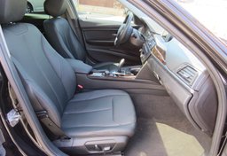 2015 BMW 3 Series - Thumbnail 24