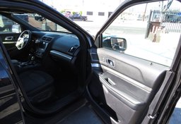 2019 Ford Explorer - Thumbnail 22