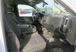 2017 Chevrolet Silverado 3500HD - Thumbnail 23