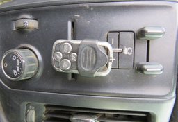 2017 Chevrolet Silverado 3500HD - Thumbnail 34