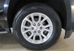 2017 GMC Yukon - Thumbnail 19