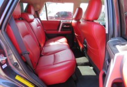 2018 Toyota 4Runner - Thumbnail 29