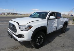 2019 Toyota Tacoma 4WD - Thumbnail 4