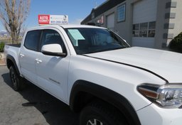 2019 Toyota Tacoma 4WD - Thumbnail 13