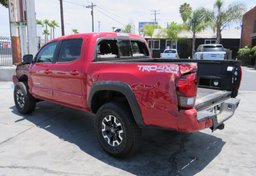 2022 Toyota Tacoma 4WD - Thumbnail 8