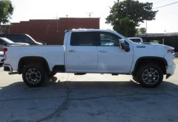 2022 Chevrolet Silverado 2500HD - Thumbnail 10