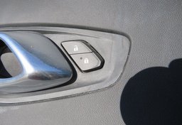 2020 Chevrolet Camaro - Thumbnail 33