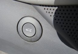 2020 Chevrolet Camaro - Thumbnail 34