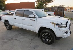 2021 Toyota Tacoma 4WD - Thumbnail 2