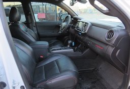 2021 Toyota Tacoma 4WD - Thumbnail 32