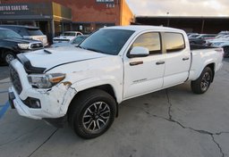 2021 Toyota Tacoma 4WD - Thumbnail 1