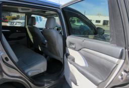2016 Toyota Highlander - Thumbnail 24