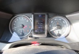 2019 Toyota Tacoma - Thumbnail 32