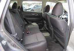 2019 Nissan Rogue - Thumbnail 32