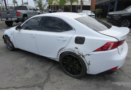 2016 Lexus IS 200t - Thumbnail 6