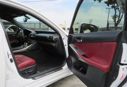 2016 Lexus IS 200t - Thumbnail 22