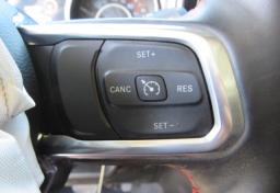 2022 Jeep Gladiator - Thumbnail 35