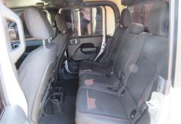 2022 Jeep Gladiator - Thumbnail 29