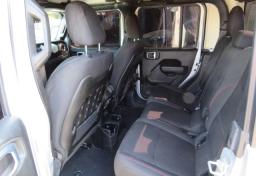 2022 Jeep Gladiator - Thumbnail 31