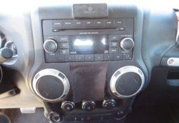 2017 Jeep Wrangler - Thumbnail 33