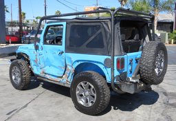 2017 Jeep Wrangler - Thumbnail 6