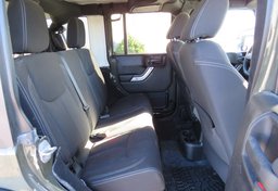 2015 Jeep Wrangler Unlimited - Thumbnail 29