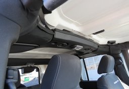 2015 Jeep Wrangler Unlimited - Thumbnail 30