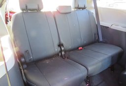 2015 Toyota Sienna - Thumbnail 32