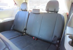 2015 Toyota Sienna - Thumbnail 31