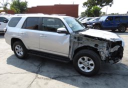 2016 Toyota 4Runner - Thumbnail 2