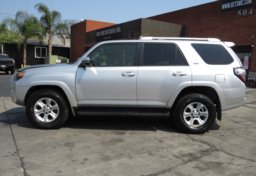 2016 Toyota 4Runner - Thumbnail 10