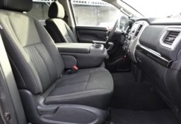 2018 Nissan Titan XD - Thumbnail 28