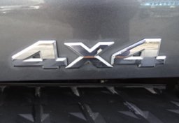 2018 Nissan Titan XD - Thumbnail 20