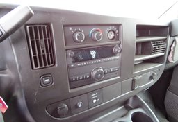 2019 Chevrolet Express Cargo Van - Thumbnail 34