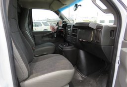 2019 Chevrolet Express Cargo Van - Thumbnail 24