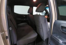 2019 Toyota Tacoma - Thumbnail 28