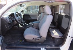 2022 Toyota Tacoma - Thumbnail 21