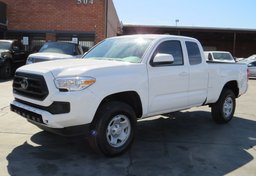 2022 Toyota Tacoma - Thumbnail 3