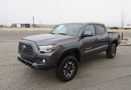 2020 Toyota Tacoma 4WD - Thumbnail 1