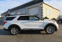 2020 Ford Explorer - Thumbnail 10