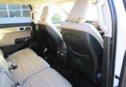 2020 Ford Explorer - Thumbnail 27