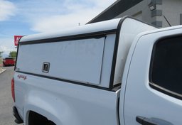 2017 Chevrolet Colorado - Thumbnail 18