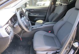 2021 Toyota C-HR - Thumbnail 23