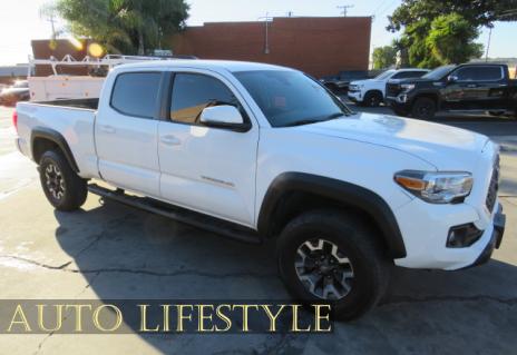 Picture of 2018 Toyota Tacoma